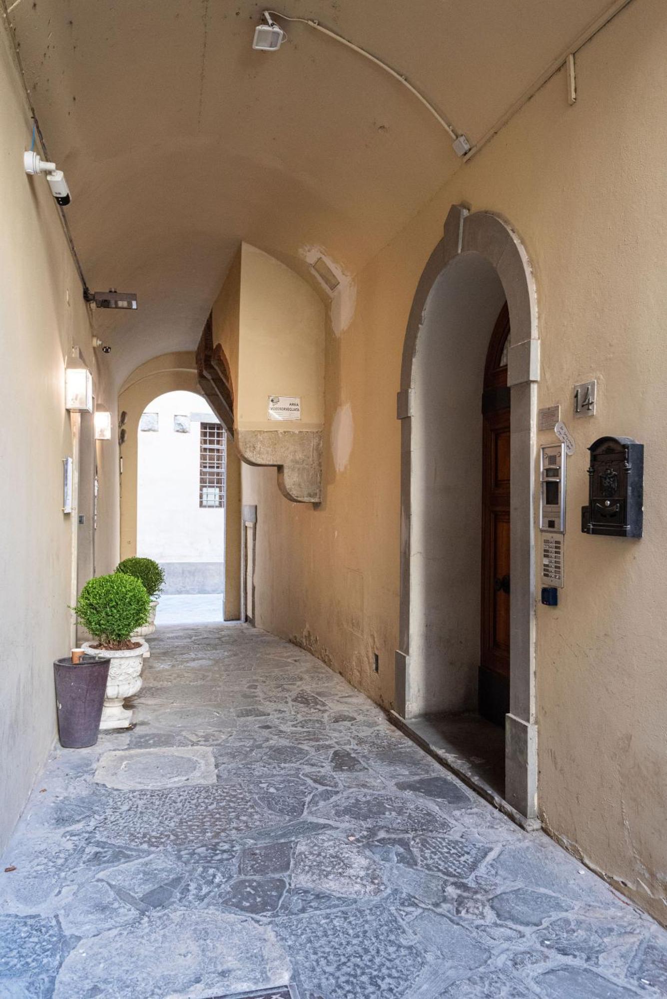 Signoria Apartment With Patio Florence Extérieur photo